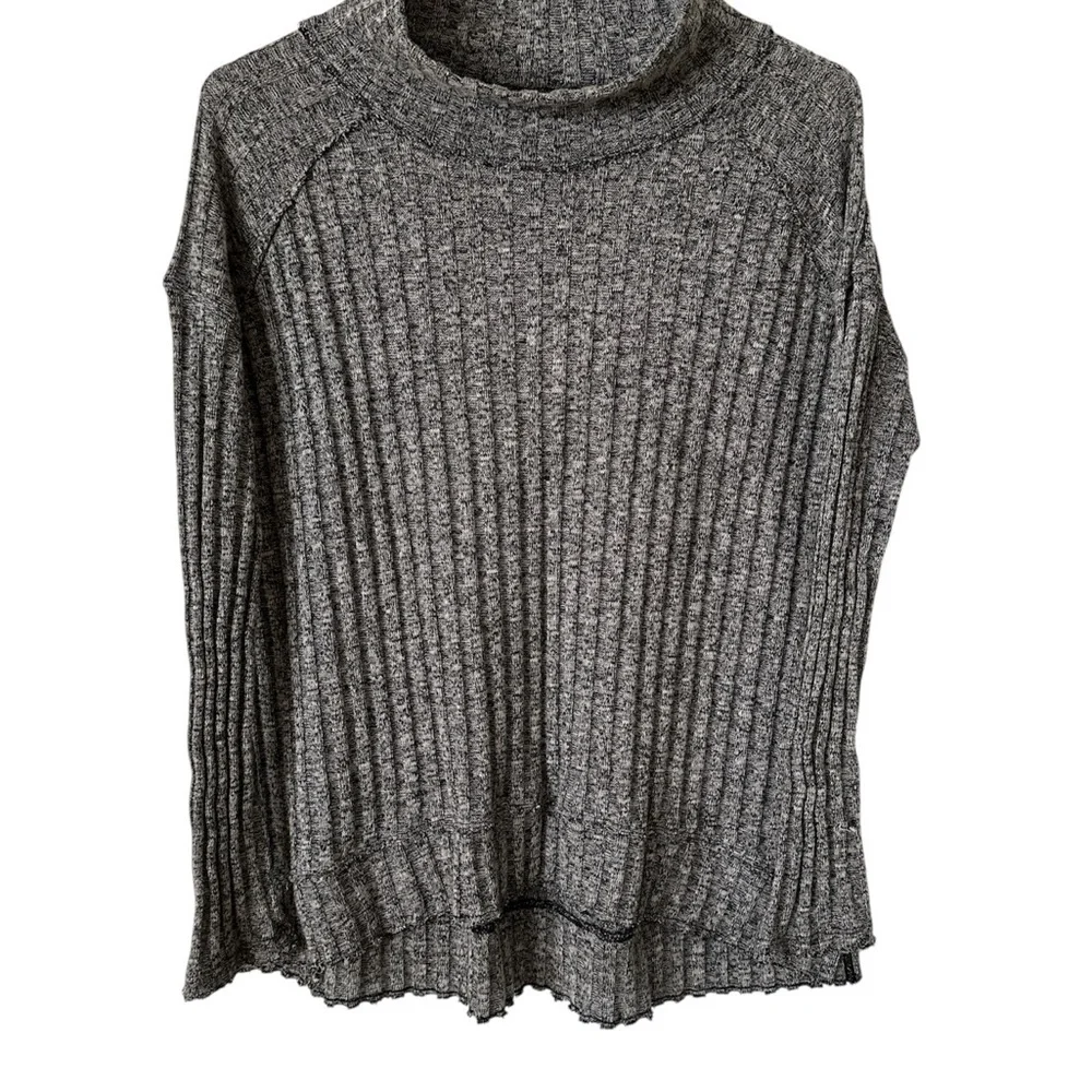 Free People Clarissa Mock Neck Ribbed Sweater Gray size Small - Picture 4 of 6